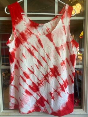 Chico's Red and White Tie-Dye Sleeveless Tank